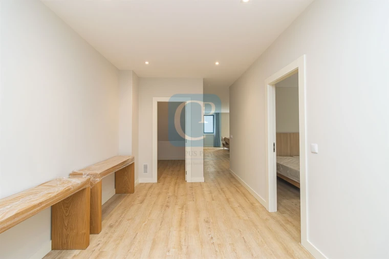 Apartamento T3 para Arrendamento em Cedofeita, Santo Ildefonso, Sé, Miragaia, São Nicolau e Vitória Foto 8