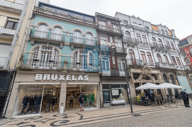 Apartamento T3 para Arrendamento em Cedofeita, Santo Ildefonso, Sé, Miragaia, São Nicolau e Vitória Foto 4
