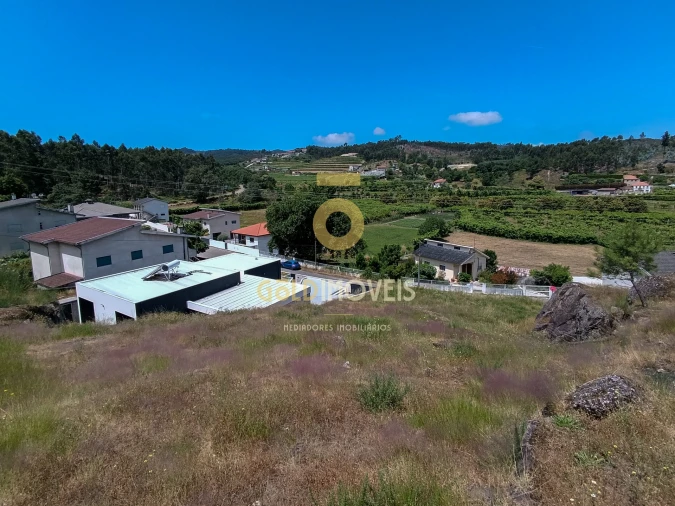 Terreno para Venda em Vila Boa de Quires e Maureles Foto 4