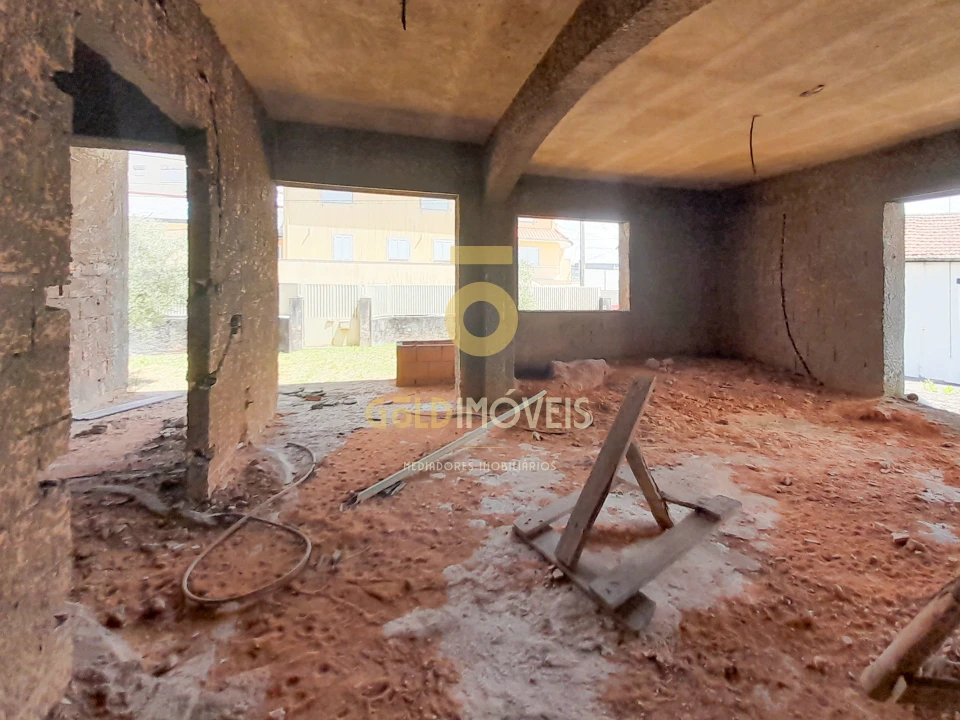 Terreno para Venda em Sanguedo Foto 15