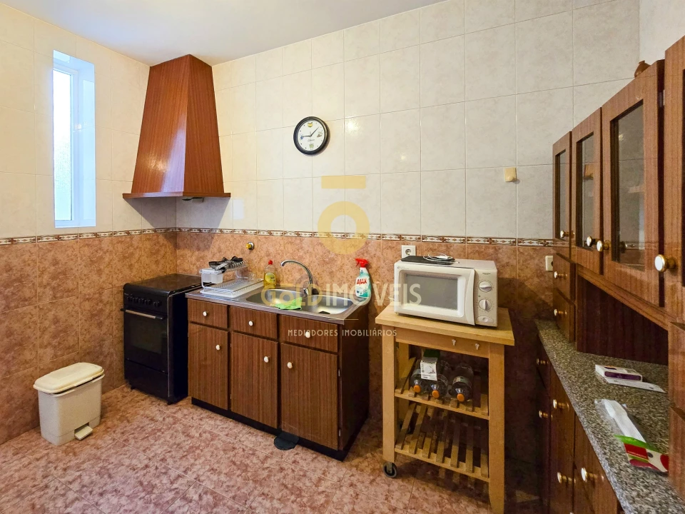 Apartamento T3 para Venda em Campelo e Ovil Foto 12