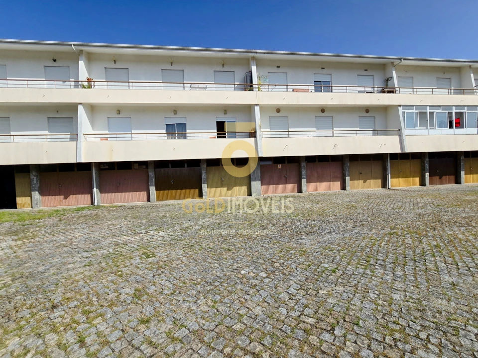 Apartamento T3 para Venda em Campelo e Ovil Foto 28