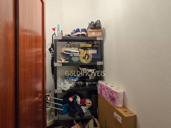 Apartamento T3 para Venda em Campelo e Ovil Foto 14