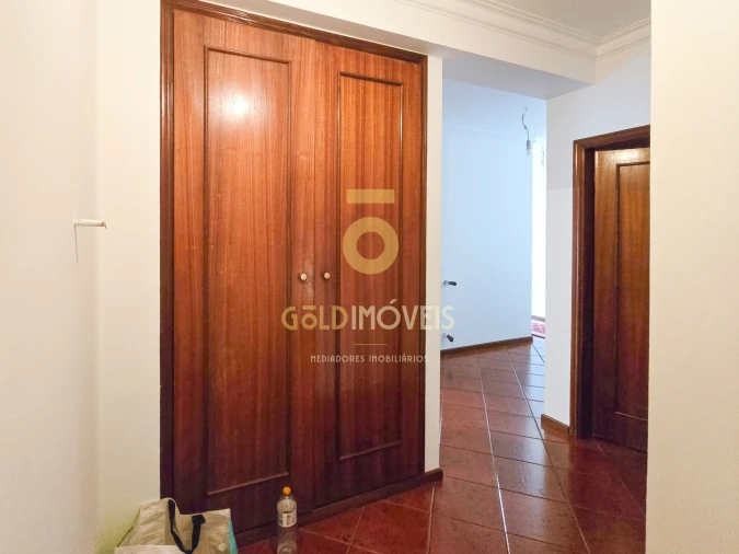 Apartamento T3 para Venda em Campelo e Ovil Foto 21