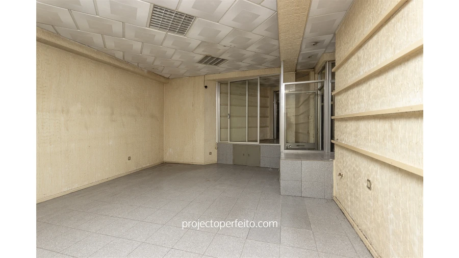 Loja para Venda em Lourosa Foto 3