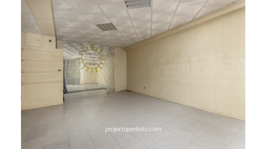 Loja para Venda em Lourosa Foto 4