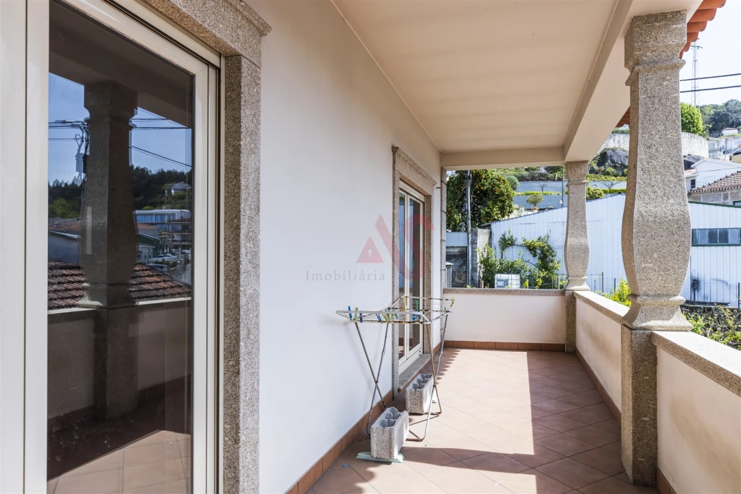 Moradia T4 para Venda em Caldas de Vizela (São Miguel e São João) Foto 5