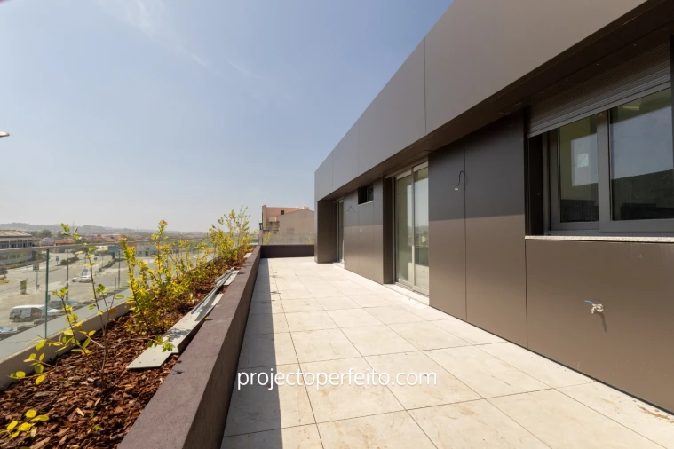 Apartamento T3 para Venda em Espinho Foto 19
