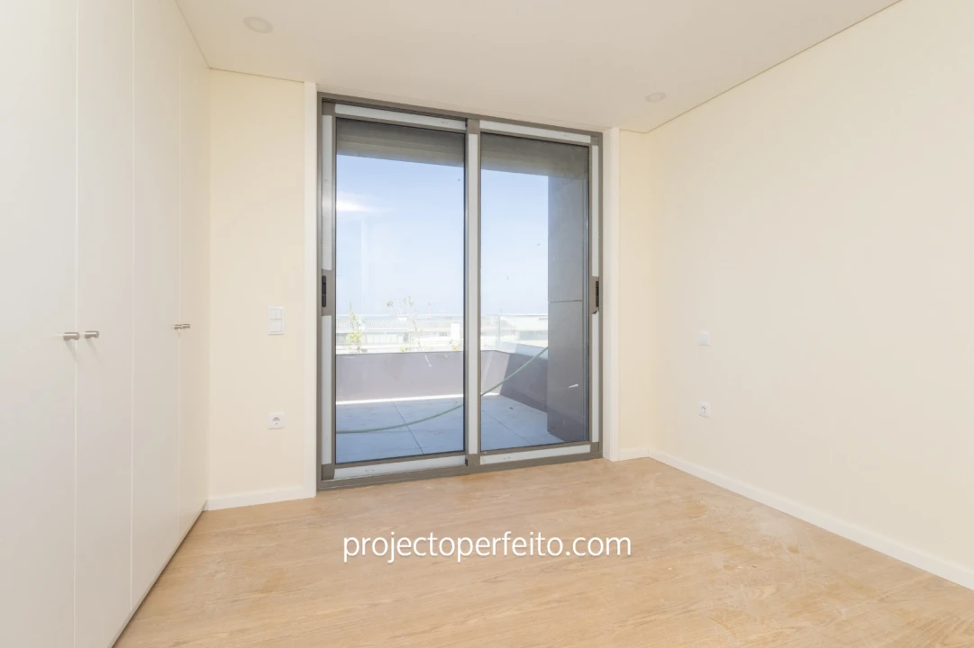 Apartamento T3 para Venda em Espinho Foto 6