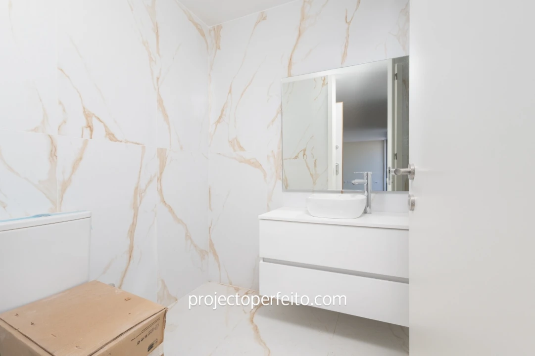 Apartamento T3 para Venda em Espinho Foto 11