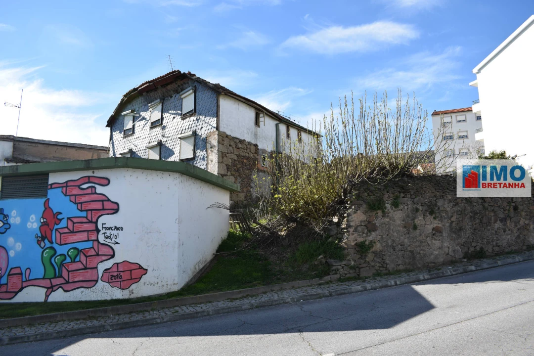 Terreno para Venda em Tortosendo Foto 3