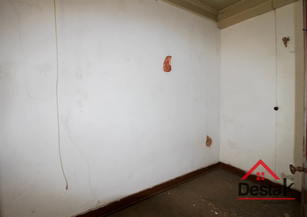 Prédio para Venda em São Pedro do Sul, Várzea e Baiões Foto 7