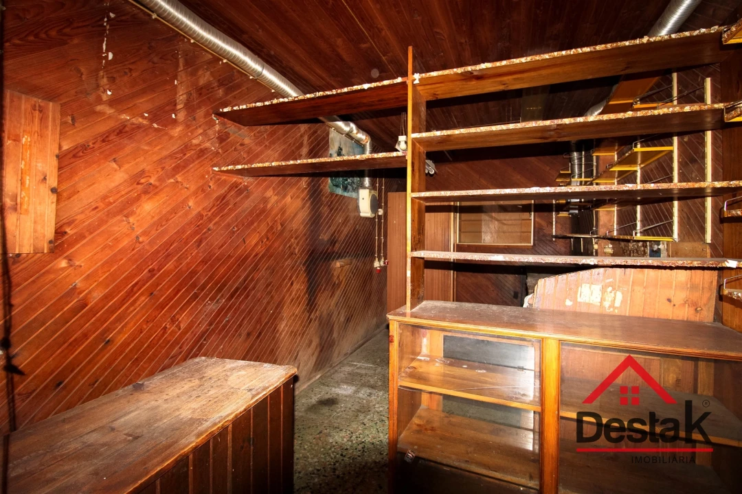 Prédio para Venda em São Pedro do Sul, Várzea e Baiões Foto 2