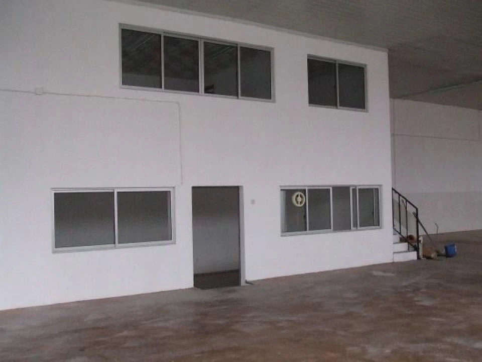 Armazém para Venda em Covilhã e Canhoso Foto 5