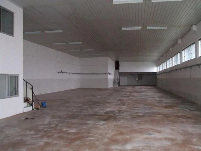 Armazém para Venda em Covilhã e Canhoso Foto 4