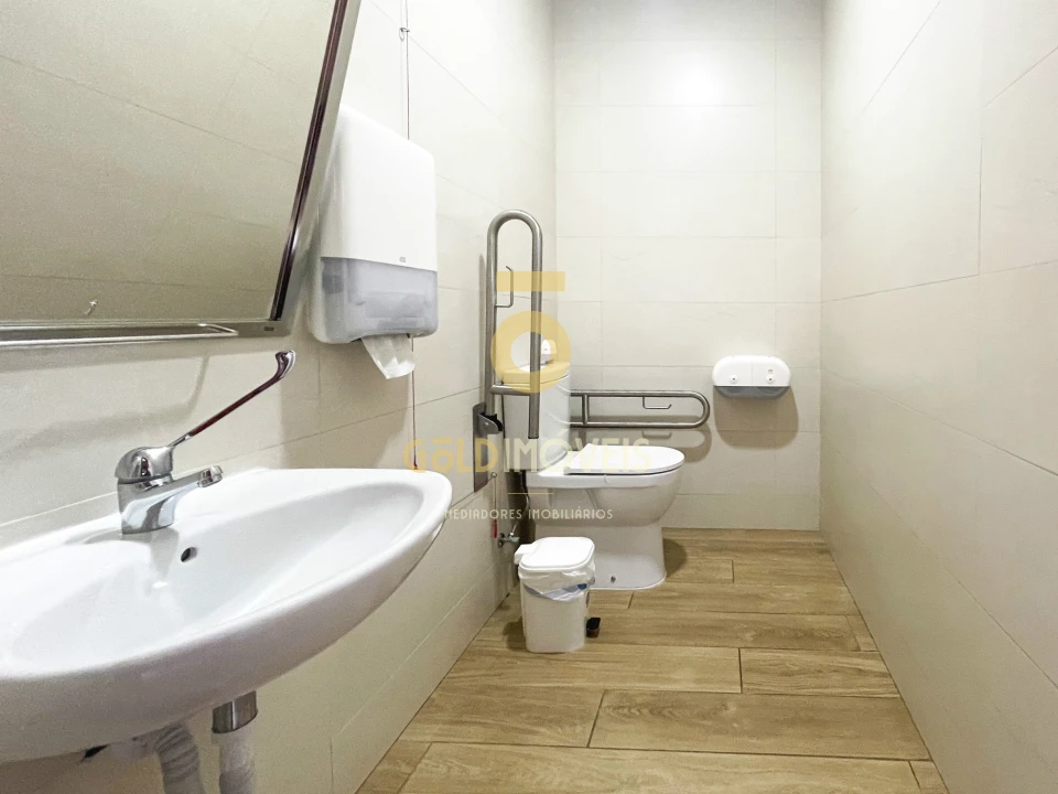 Loja para Venda em Sobrado e Bairros Foto 17