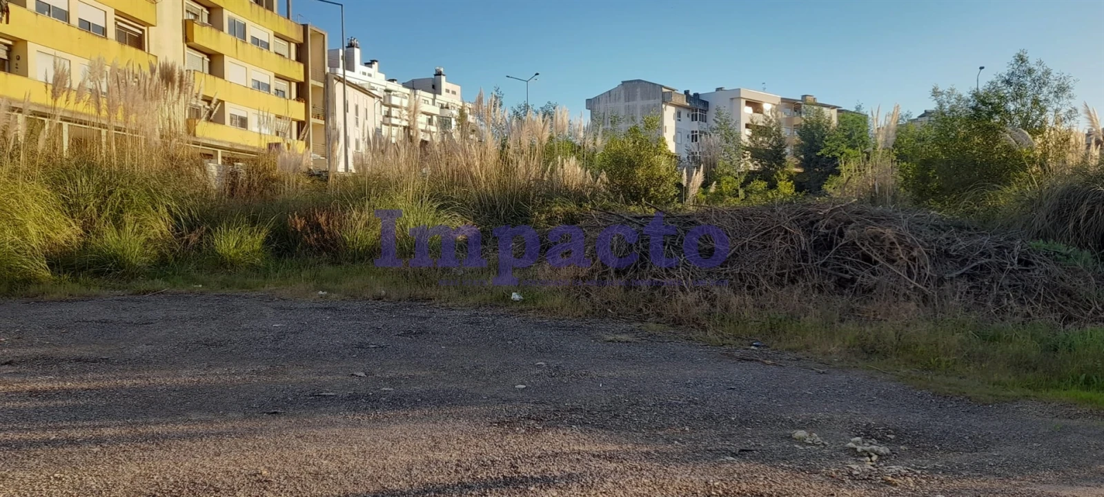 Terreno para Venda em O. Azeméis, Riba-Ul, Ul, Macinhata Seixa, Madail Foto 2