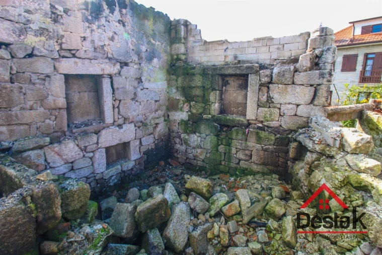 Moradia T2 para Venda em Sul Foto 4