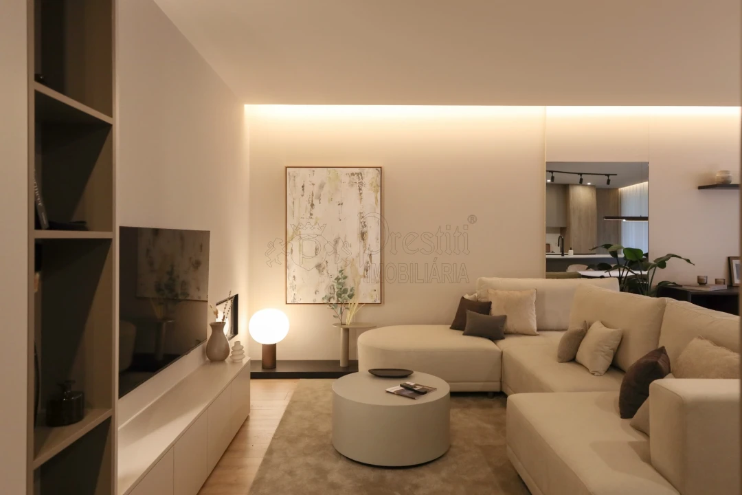 Apartamento T4 para Venda em Costa Foto 4