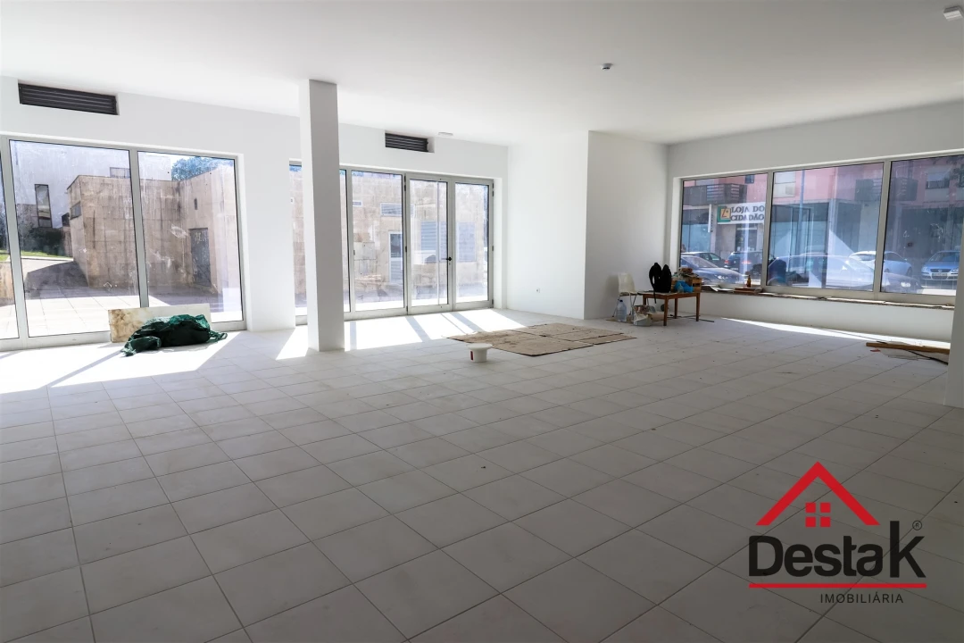 Loja para Venda em Viseu Foto 6