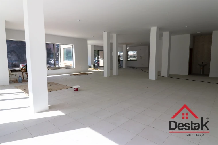 Loja para Venda em Viseu Foto 7