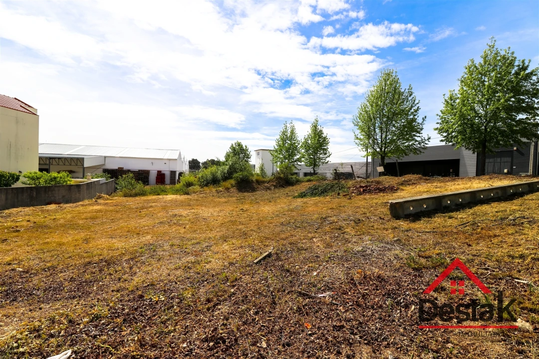 Terreno para Venda em Viseu Foto 1