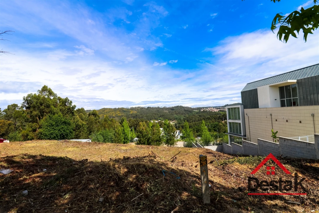 Terreno para Venda em Viseu Foto 1
