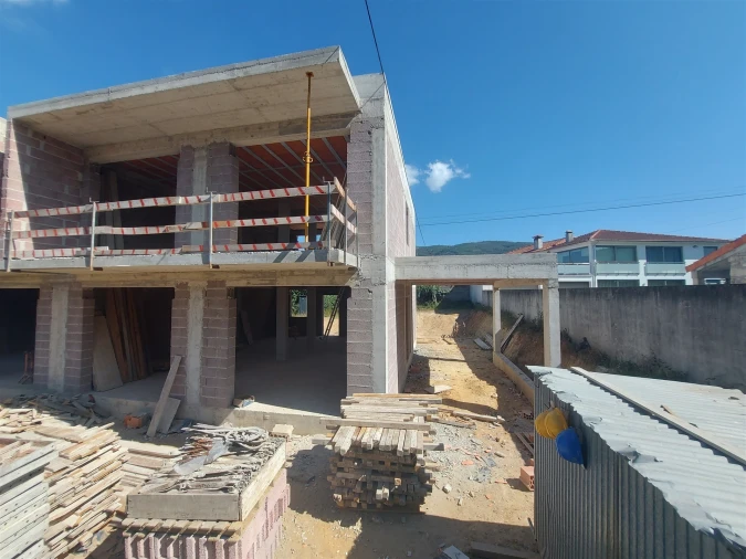 Moradia T3 para Venda em Chave Foto 11