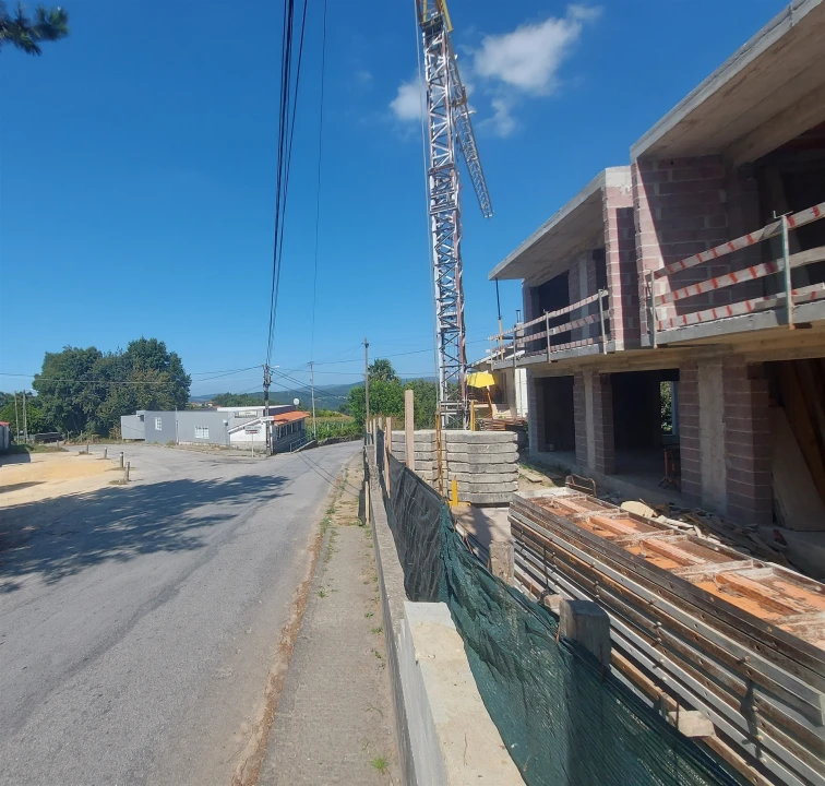 Moradia T3 para Venda em Chave Foto 13