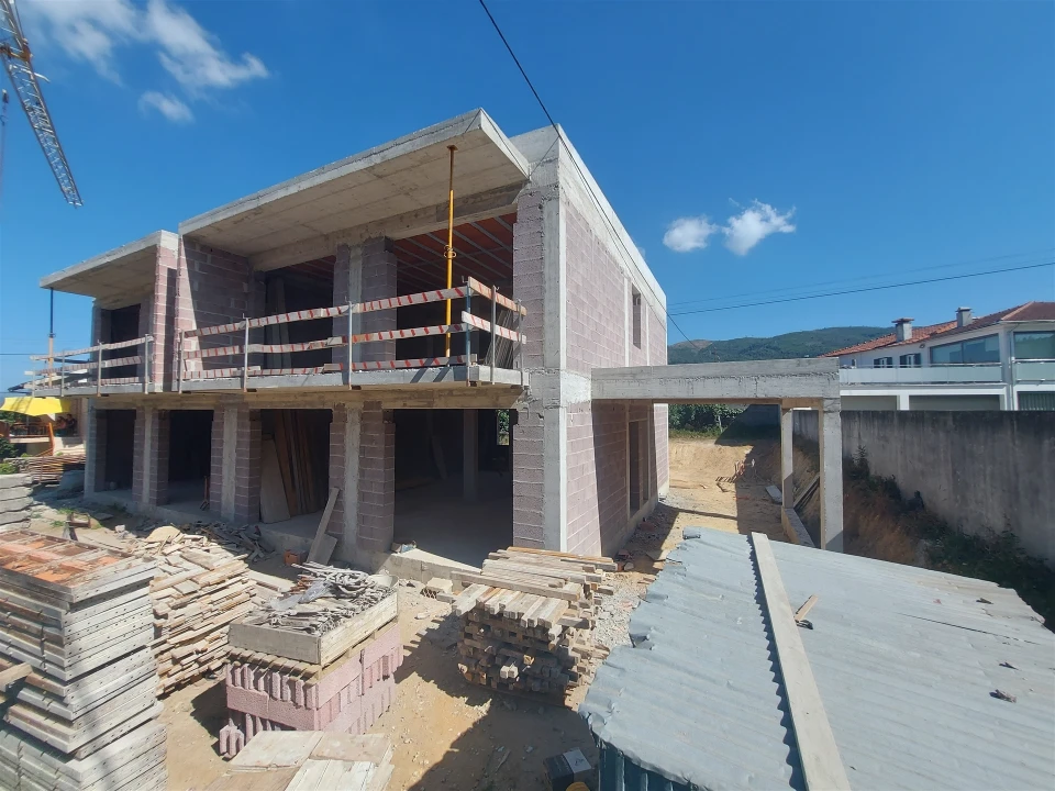 Moradia T3 para Venda em Chave Foto 3