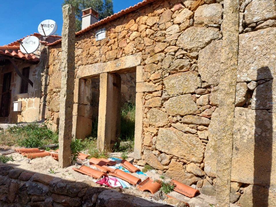 Moradia T2 para Venda em Capinha Foto 9