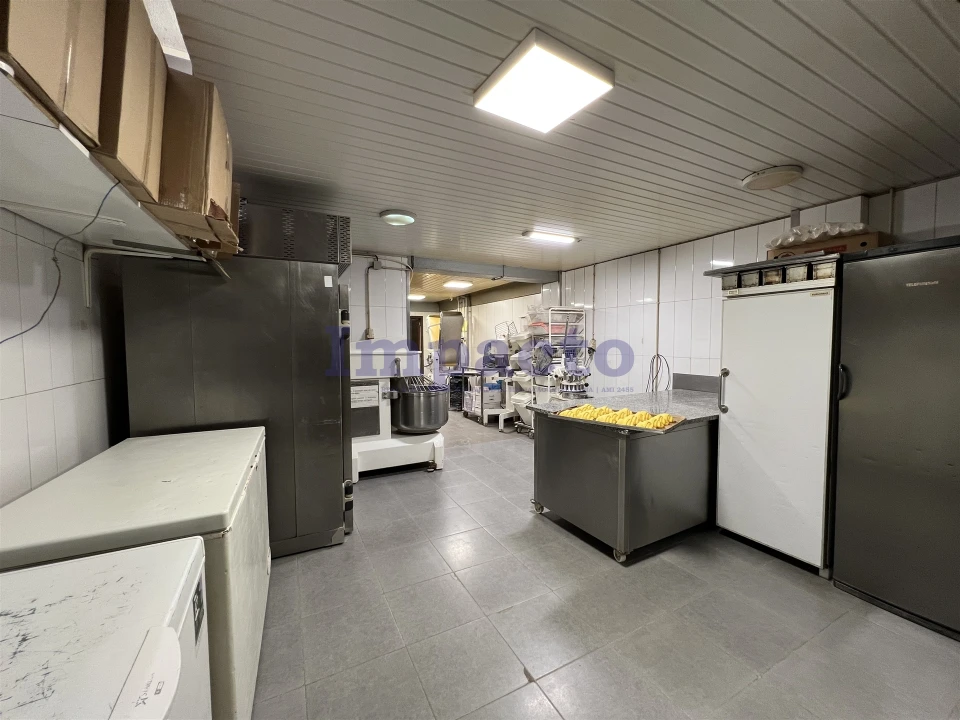 Negócio para Venda em São João da Madeira Foto 14