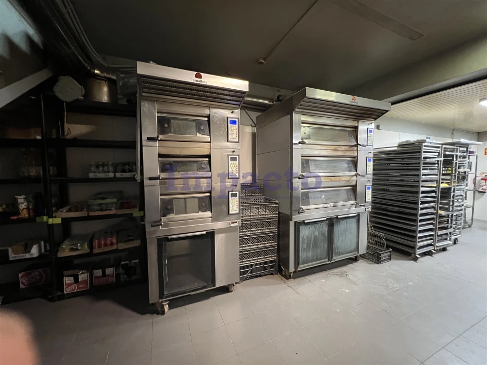 Negócio para Venda em São João da Madeira Foto 1