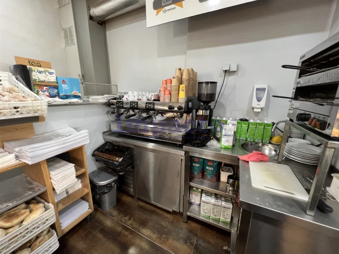 Negócio para Venda em São João da Madeira Foto 11