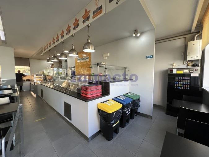 Negócio para Venda em São João da Madeira Foto 8