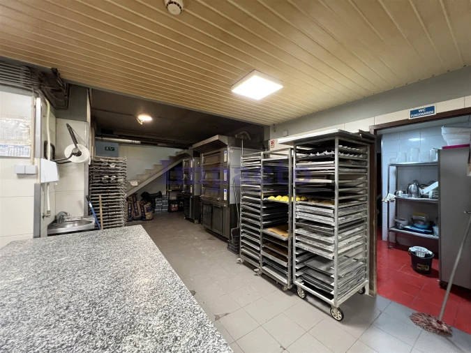 Negócio para Venda em São João da Madeira Foto 21