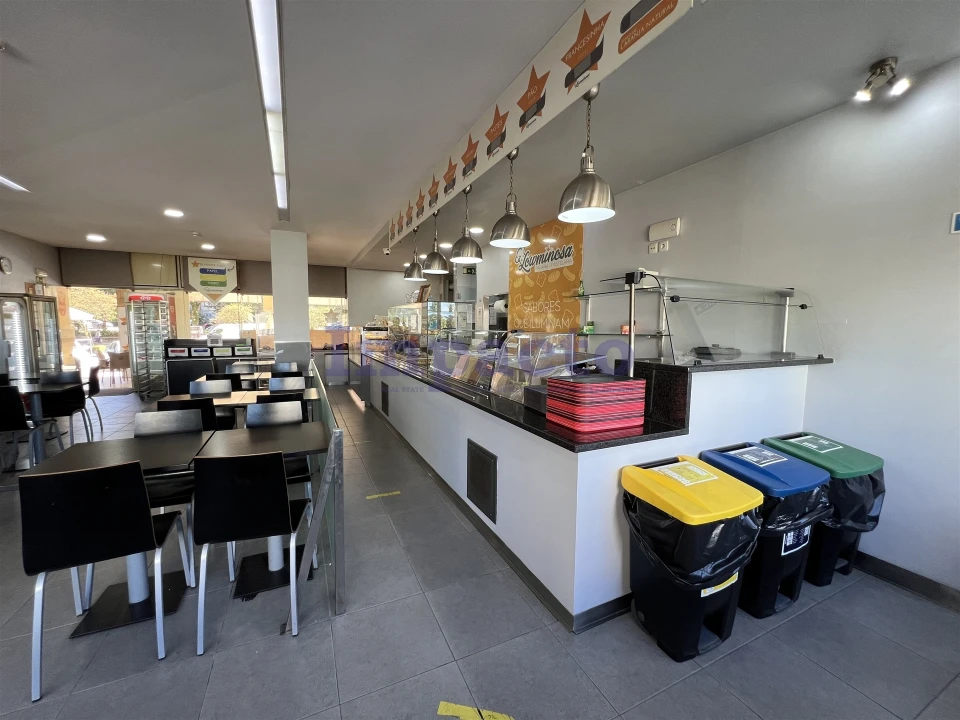 Negócio para Venda em São João da Madeira Foto 4