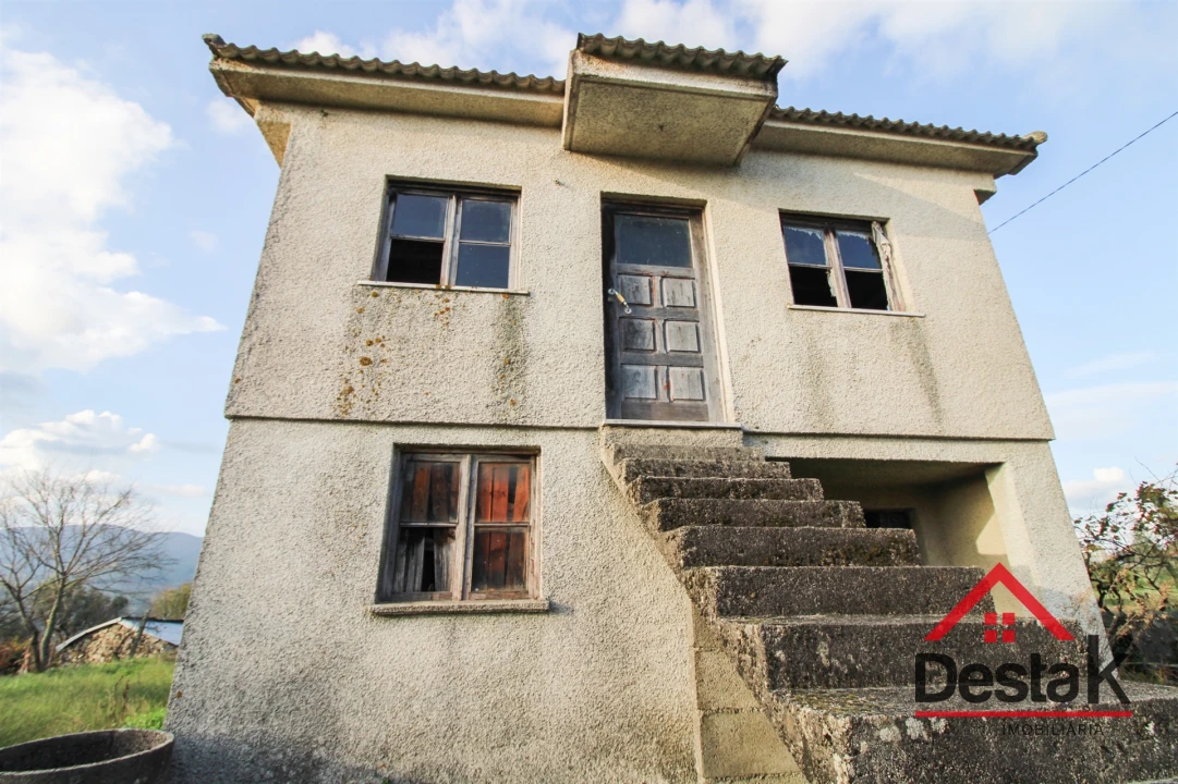 Moradia T3 para Venda em São Felix Foto 13