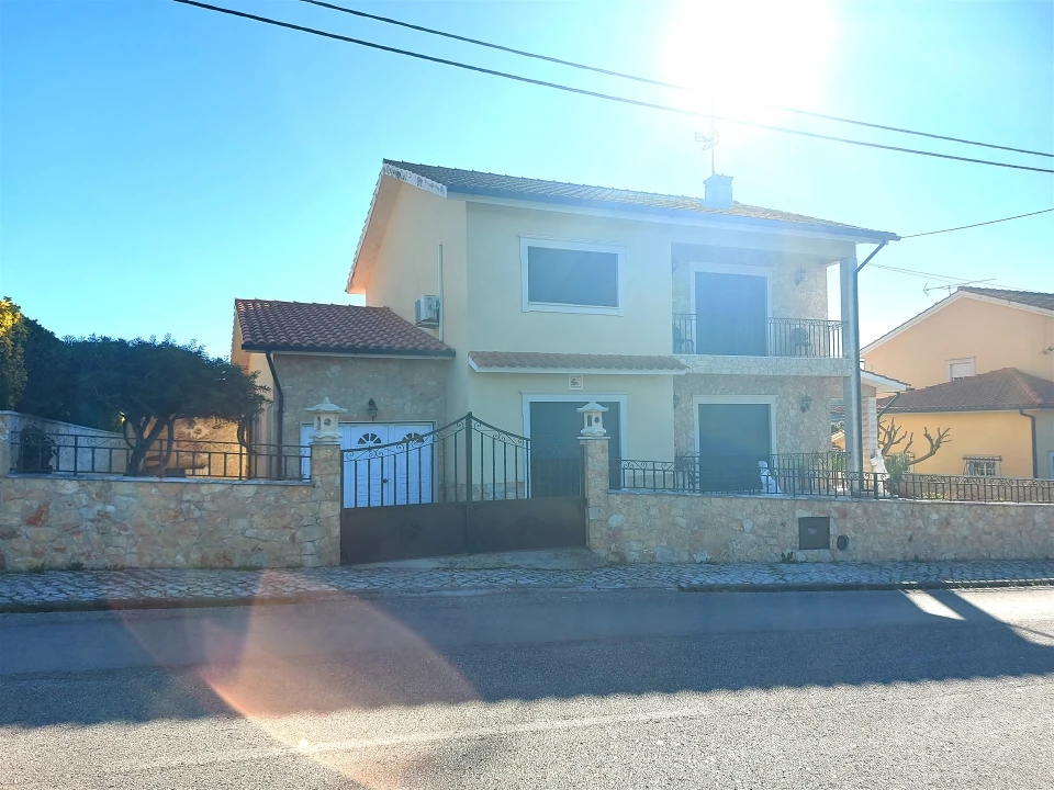 Moradia T4 para Venda em Assafarge e Antanhol Foto 24