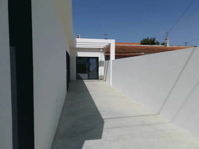 Moradia T4 para Venda em Fernao Ferro Foto 28