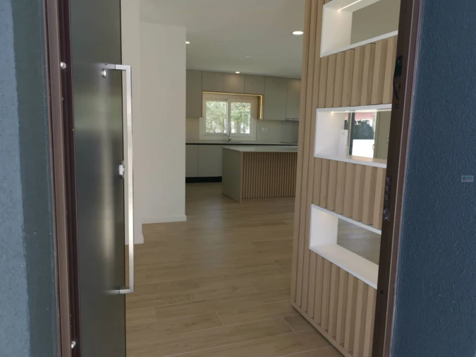 Moradia T4 para Venda em Fernao Ferro Foto 23