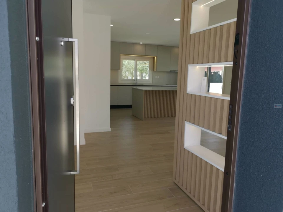 Moradia T4 para Venda em Fernao Ferro Foto 23