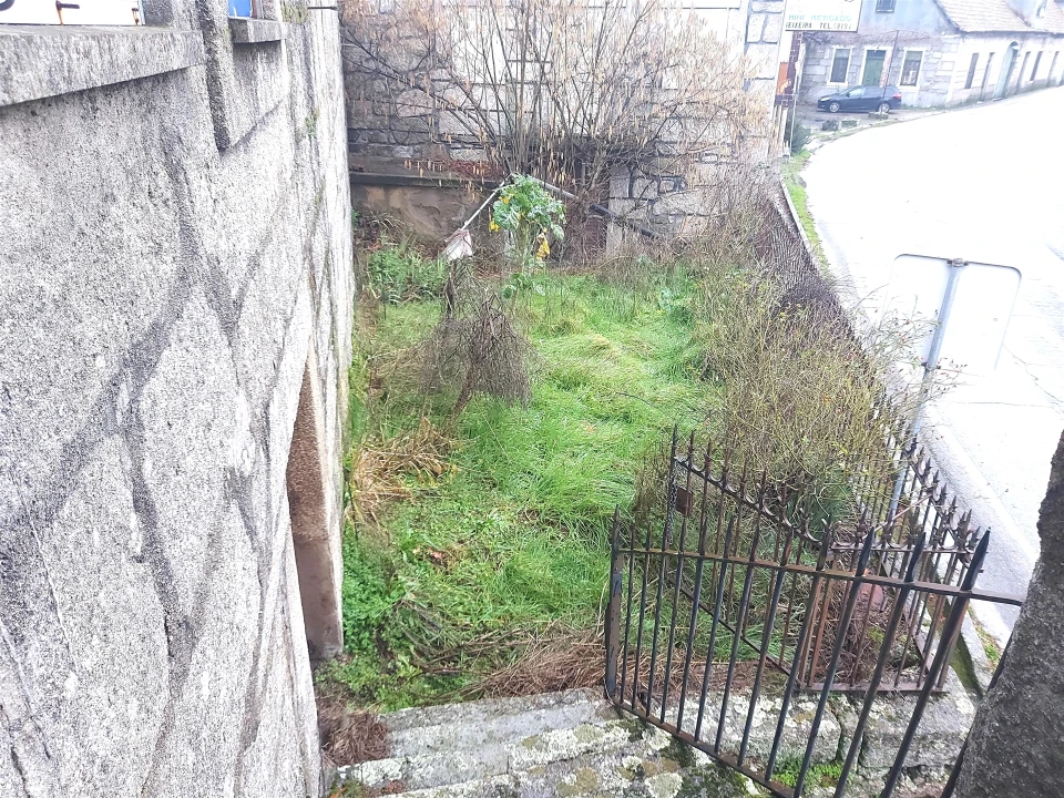 Moradia T1 para Venda em Sernancelhe e Sarzeda Foto 12