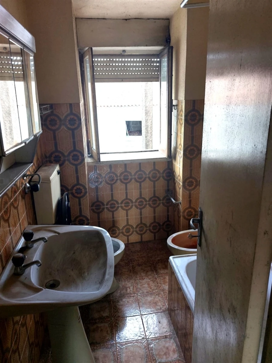 Moradia T1 para Venda em Sernancelhe e Sarzeda Foto 8