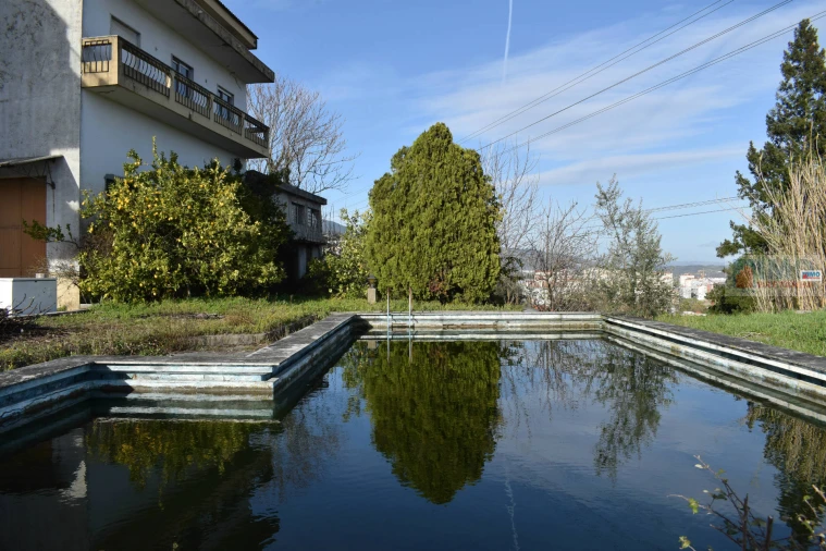 Moradia T8 para Venda em Covilhã e Canhoso Foto 5