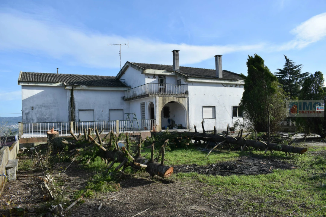 Moradia T8 para Venda em Covilhã e Canhoso Foto 2