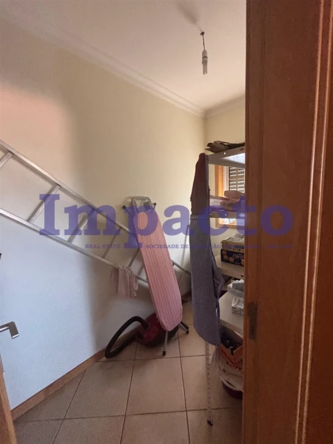 Moradia T6 para Venda em Santa Maria da Feira, Travanca, Sanfins e Espargo