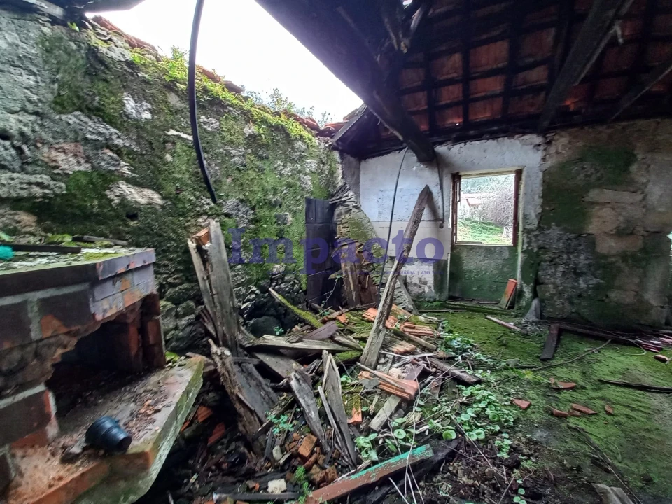 Moradia T3 para Venda em Escariz Foto 15