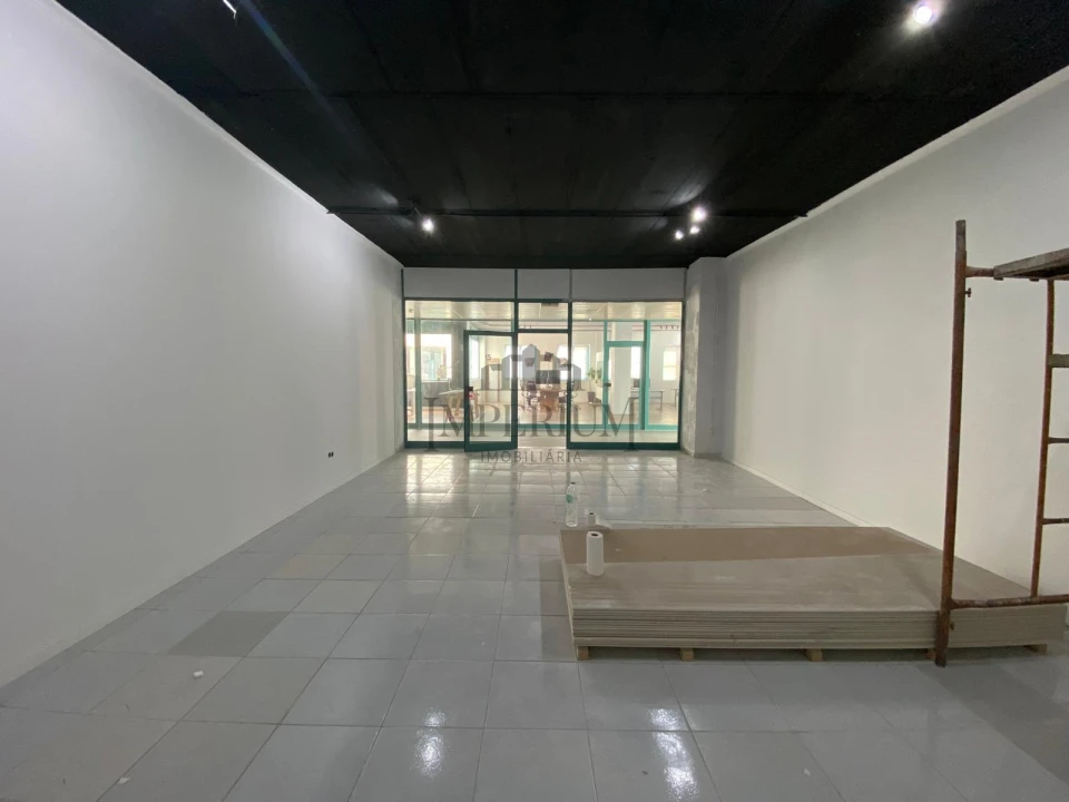 Loja para Arrendamento em Carregado e Cadafais Foto 7