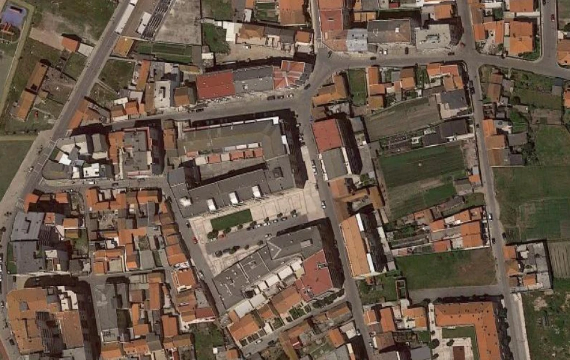 Garagem para Venda em Aver-O-Mar, Amorim e Terroso Foto 4